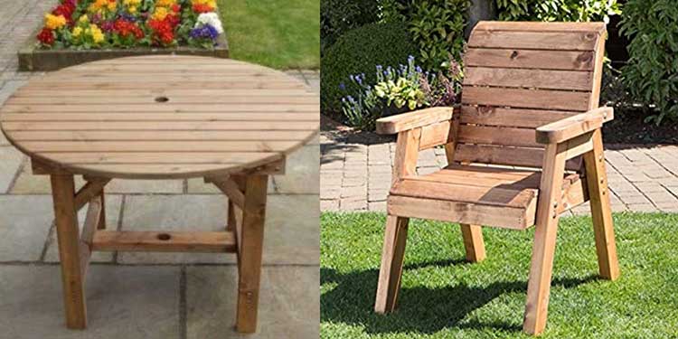 Wooden Outdoor Tables and Chairs